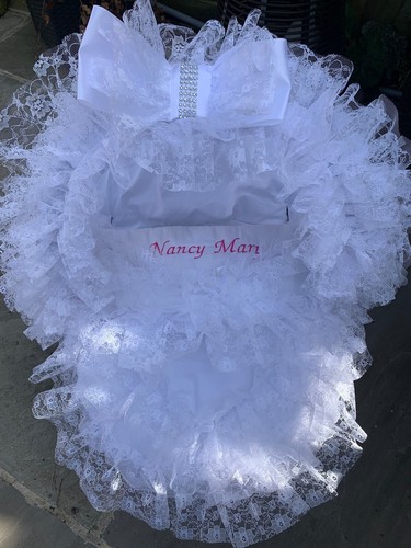 White universal baby car seat