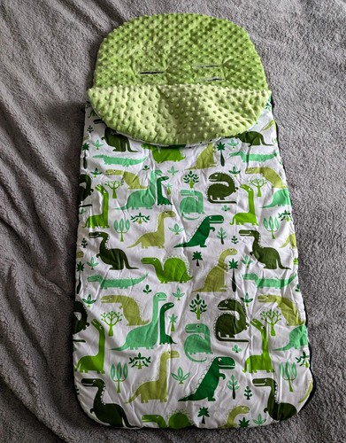 Green white dinosaur - green,